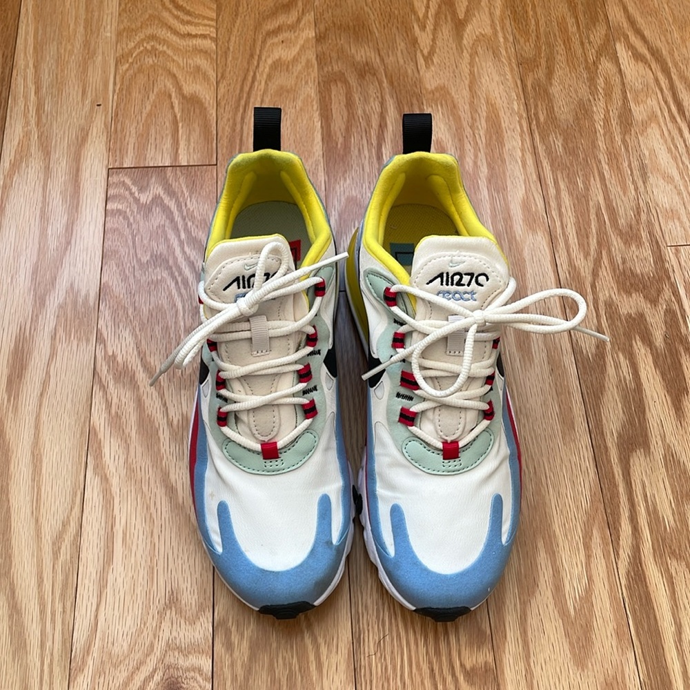 Women’s Nike Air Max 270